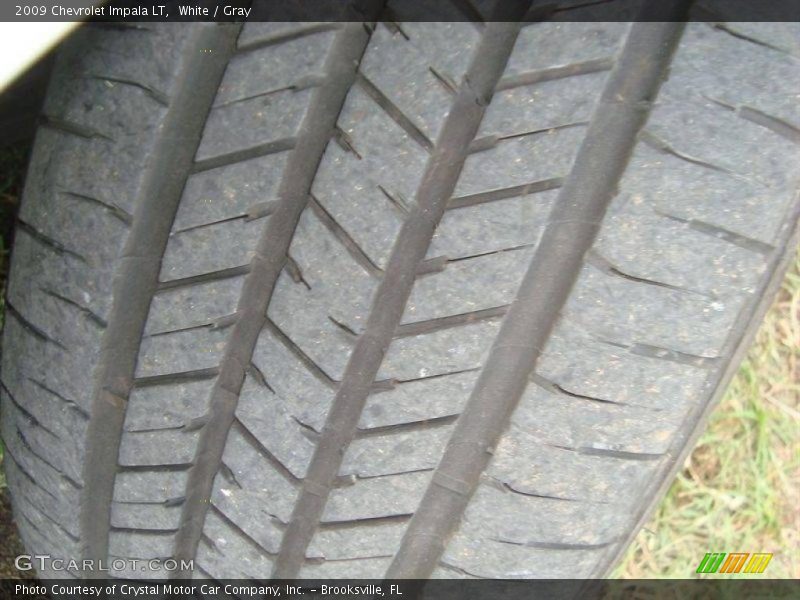 White / Gray 2009 Chevrolet Impala LT