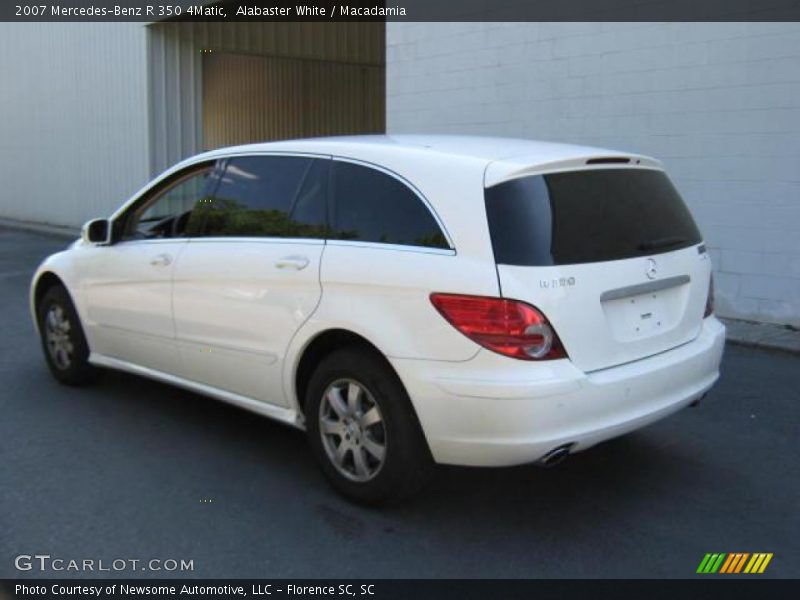 Alabaster White / Macadamia 2007 Mercedes-Benz R 350 4Matic