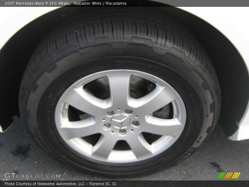 Alabaster White / Macadamia 2007 Mercedes-Benz R 350 4Matic