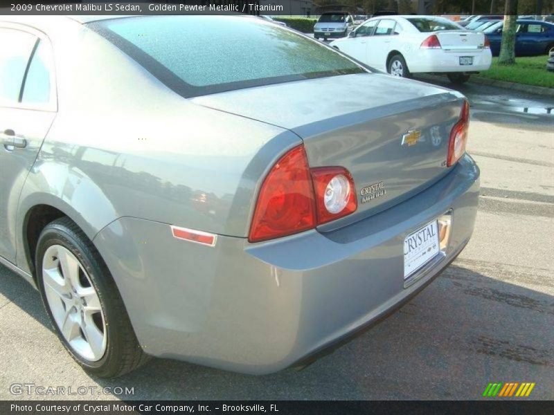 Golden Pewter Metallic / Titanium 2009 Chevrolet Malibu LS Sedan