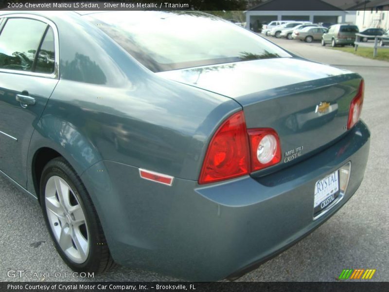 Silver Moss Metallic / Titanium 2009 Chevrolet Malibu LS Sedan