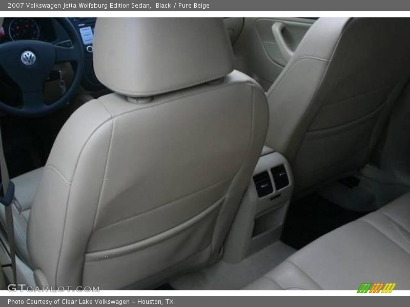 Black / Pure Beige 2007 Volkswagen Jetta Wolfsburg Edition Sedan