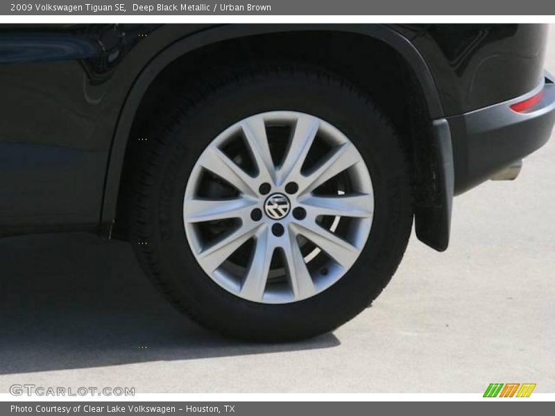 Deep Black Metallic / Urban Brown 2009 Volkswagen Tiguan SE