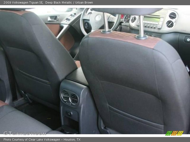 Deep Black Metallic / Urban Brown 2009 Volkswagen Tiguan SE