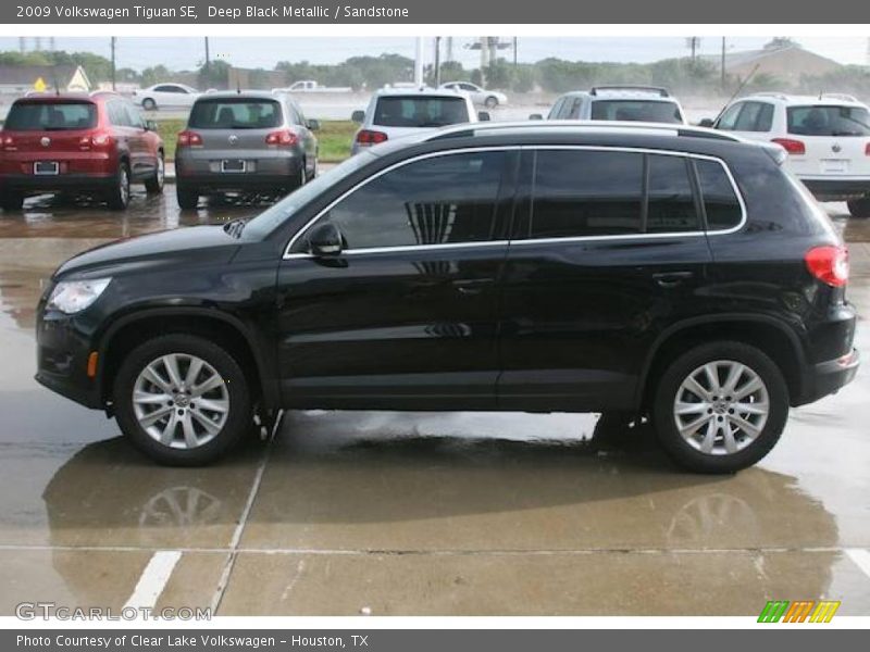 Deep Black Metallic / Sandstone 2009 Volkswagen Tiguan SE