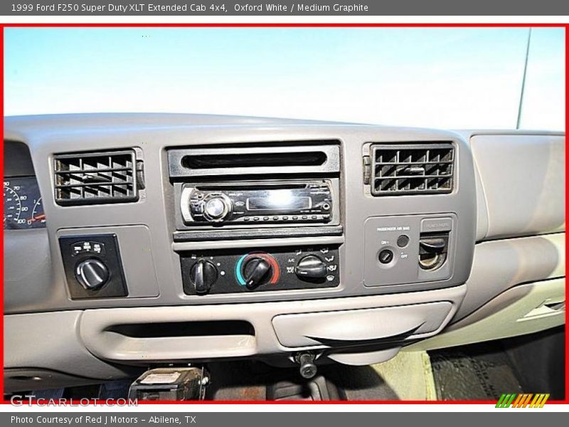 Oxford White / Medium Graphite 1999 Ford F250 Super Duty XLT Extended Cab 4x4