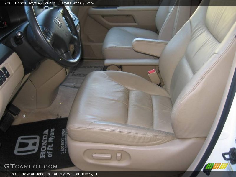 Taffeta White / Ivory 2005 Honda Odyssey Touring
