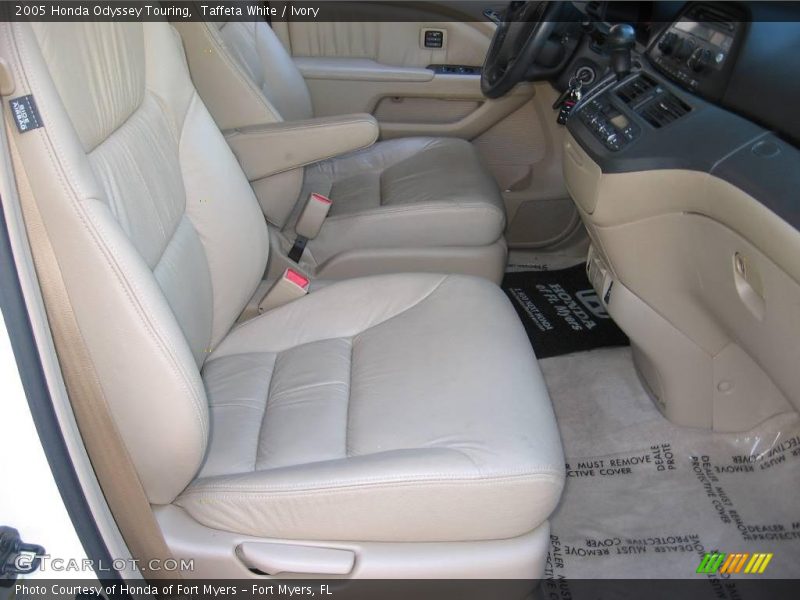 Taffeta White / Ivory 2005 Honda Odyssey Touring