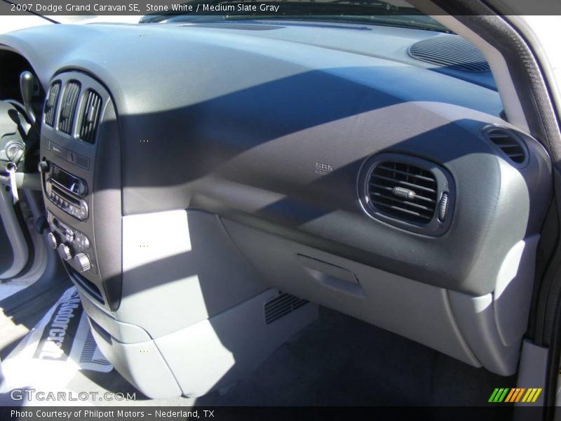 Stone White / Medium Slate Gray 2007 Dodge Grand Caravan SE