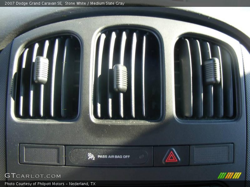 Stone White / Medium Slate Gray 2007 Dodge Grand Caravan SE
