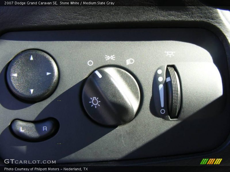 Stone White / Medium Slate Gray 2007 Dodge Grand Caravan SE