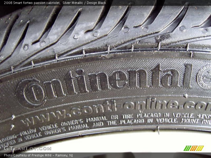 Silver Metallic / Design Black 2008 Smart fortwo passion cabriolet