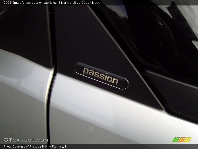 Silver Metallic / Design Black 2008 Smart fortwo passion cabriolet