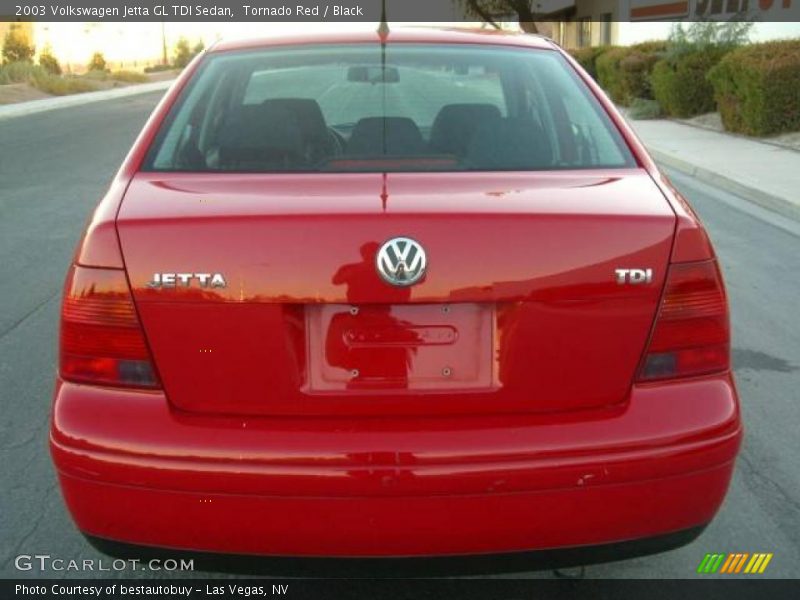 Tornado Red / Black 2003 Volkswagen Jetta GL TDI Sedan