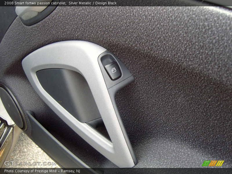 Silver Metallic / Design Black 2008 Smart fortwo passion cabriolet