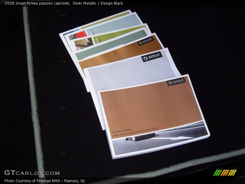 Silver Metallic / Design Black 2008 Smart fortwo passion cabriolet