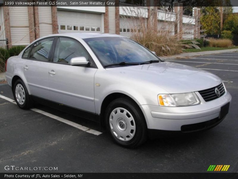 Satin Silver Metallic / Grey 1999 Volkswagen Passat GLS Sedan