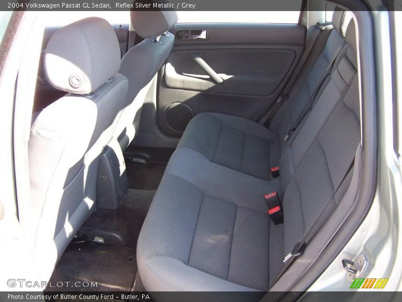 Reflex Silver Metallic / Grey 2004 Volkswagen Passat GL Sedan