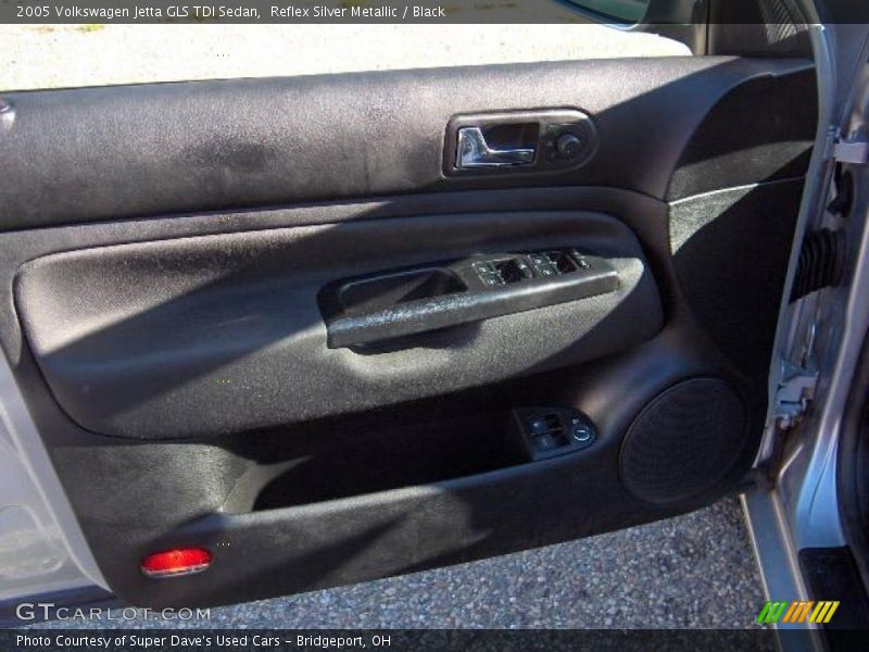 Reflex Silver Metallic / Black 2005 Volkswagen Jetta GLS TDI Sedan