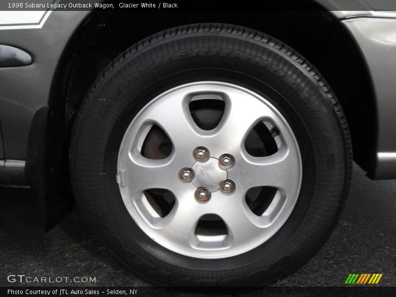 Glacier White / Black 1998 Subaru Legacy Outback Wagon