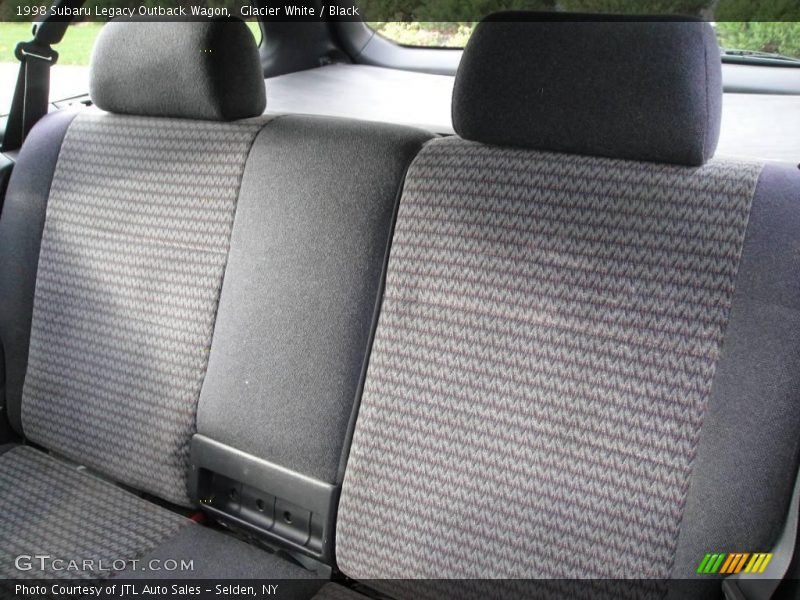 Glacier White / Black 1998 Subaru Legacy Outback Wagon