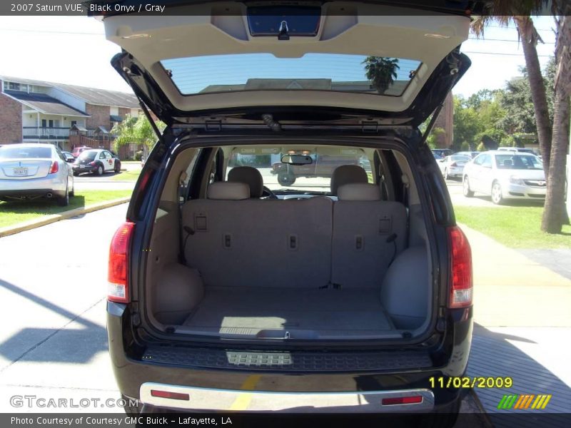 Black Onyx / Gray 2007 Saturn VUE