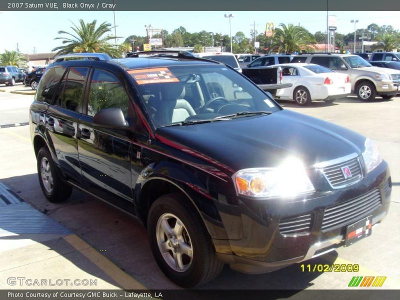 Black Onyx / Gray 2007 Saturn VUE