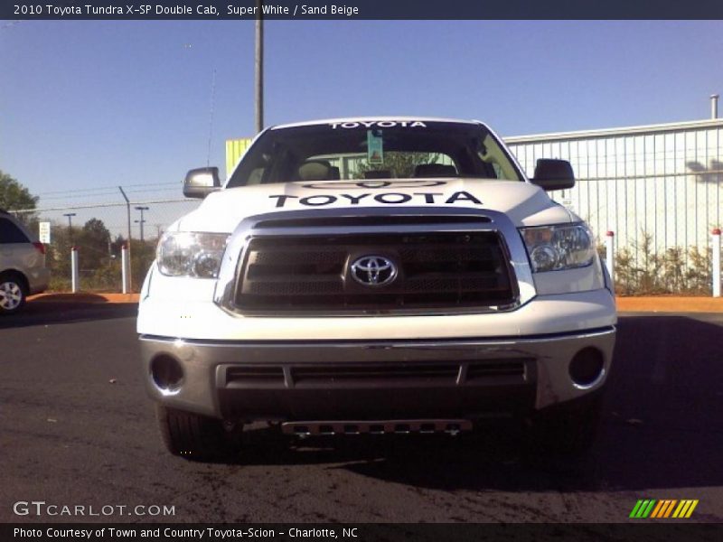 Super White / Sand Beige 2010 Toyota Tundra X-SP Double Cab