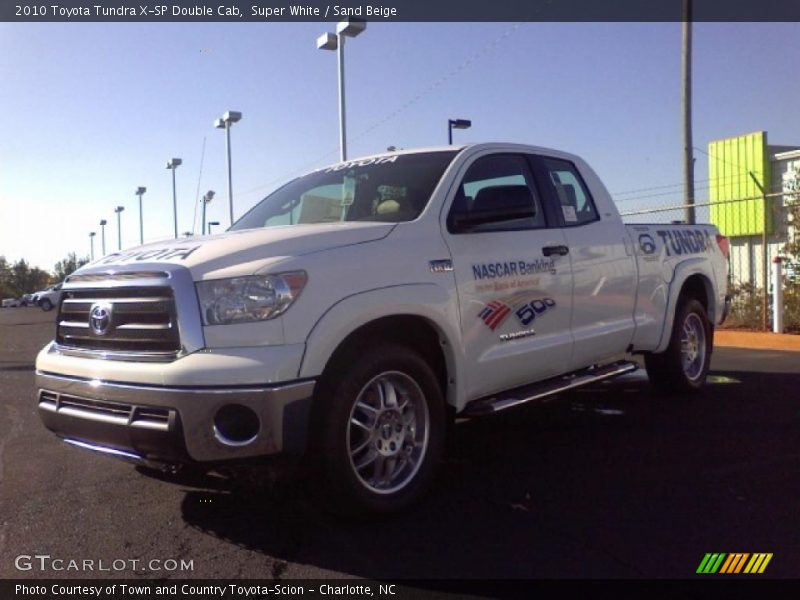 Super White / Sand Beige 2010 Toyota Tundra X-SP Double Cab