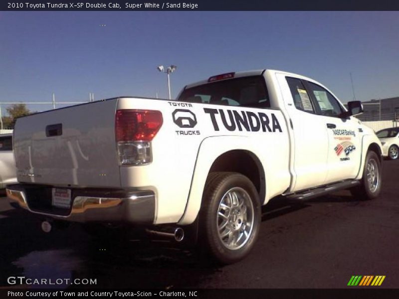 Super White / Sand Beige 2010 Toyota Tundra X-SP Double Cab