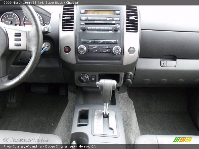 Super Black / Charcoal 2009 Nissan Xterra SE 4x4