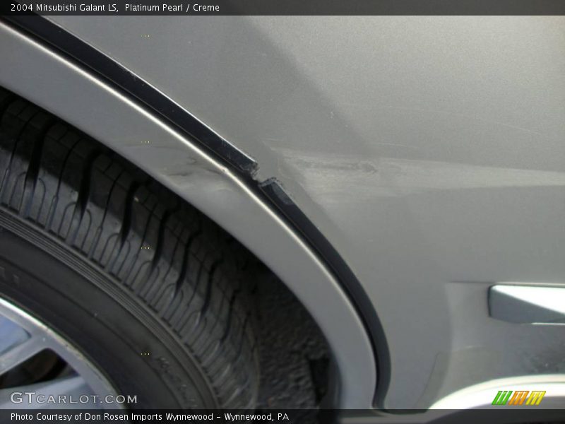 Platinum Pearl / Creme 2004 Mitsubishi Galant LS
