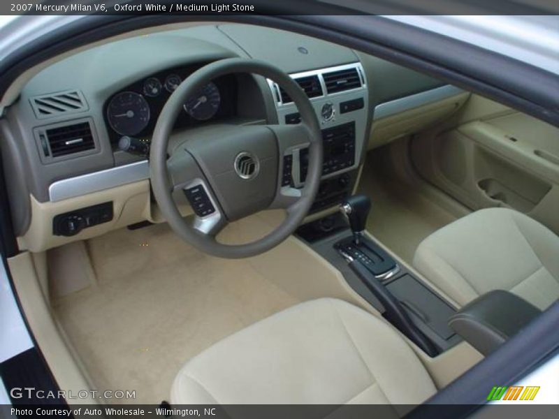 Oxford White / Medium Light Stone 2007 Mercury Milan V6