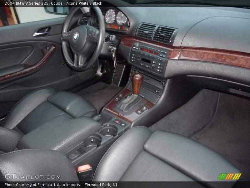 Alpine White / Black 2004 BMW 3 Series 325i Coupe