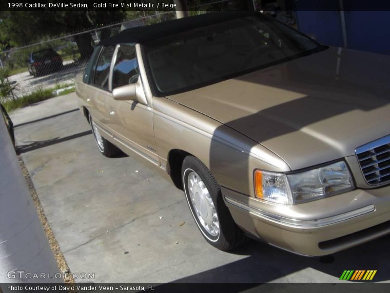 Gold Fire Mist Metallic / Beige 1998 Cadillac DeVille Sedan