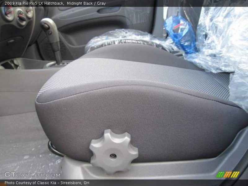 Midnight Black / Gray 2009 Kia Rio Rio5 LX Hatchback