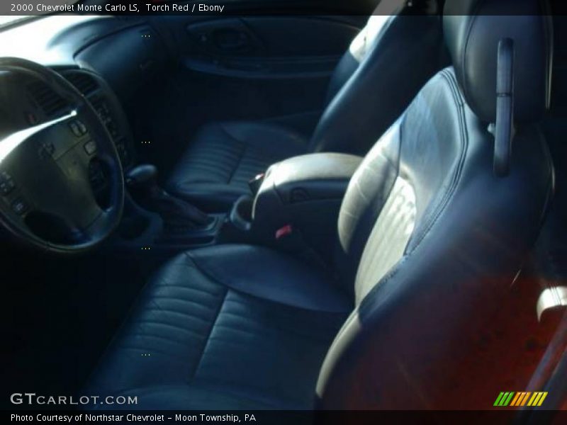 Torch Red / Ebony 2000 Chevrolet Monte Carlo LS
