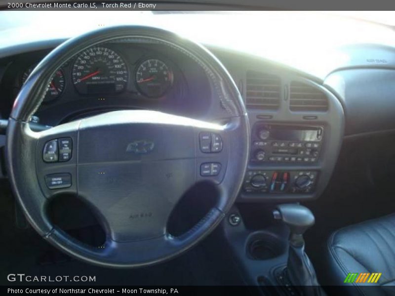 Torch Red / Ebony 2000 Chevrolet Monte Carlo LS