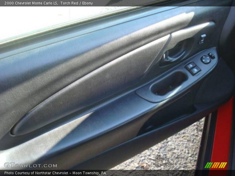 Torch Red / Ebony 2000 Chevrolet Monte Carlo LS