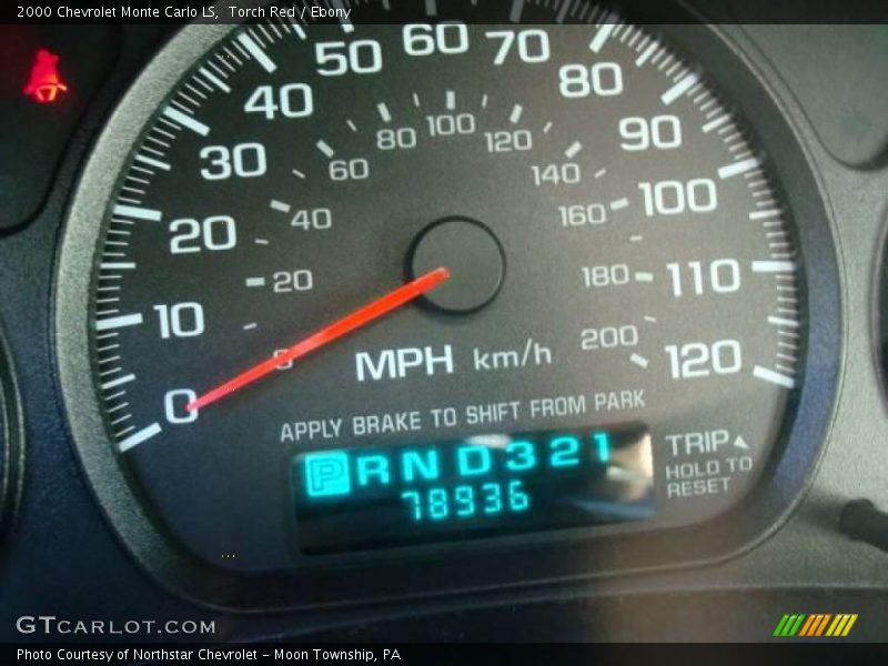 Torch Red / Ebony 2000 Chevrolet Monte Carlo LS