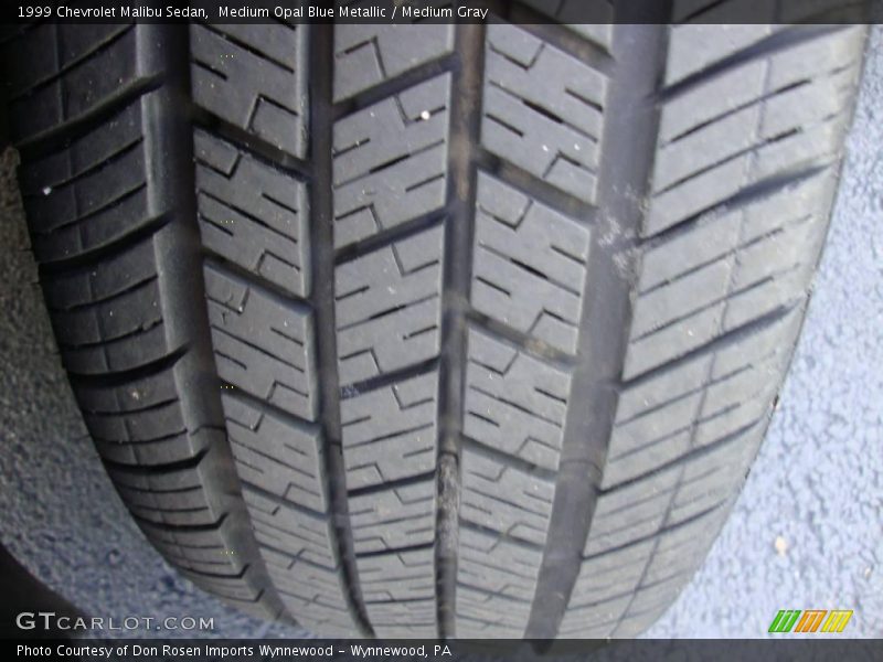 Medium Opal Blue Metallic / Medium Gray 1999 Chevrolet Malibu Sedan