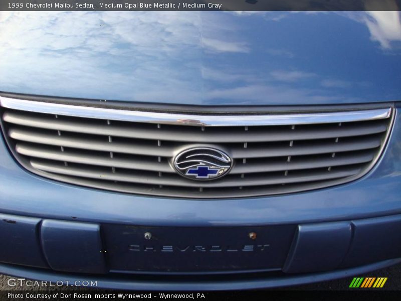 Medium Opal Blue Metallic / Medium Gray 1999 Chevrolet Malibu Sedan