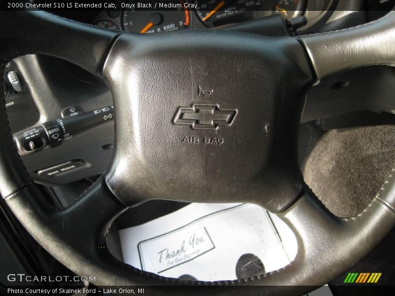 Onyx Black / Medium Gray 2000 Chevrolet S10 LS Extended Cab