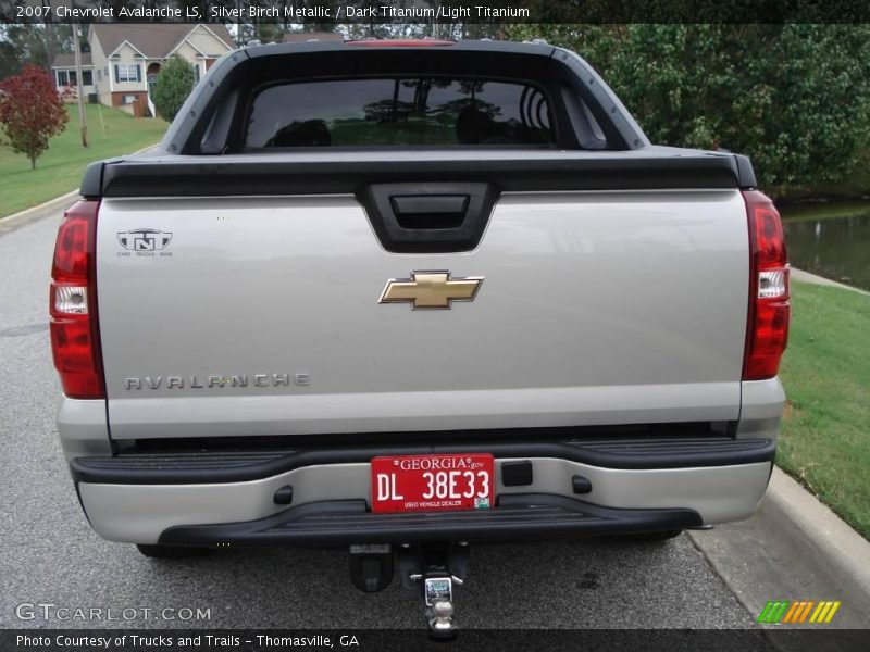 Silver Birch Metallic / Dark Titanium/Light Titanium 2007 Chevrolet Avalanche LS