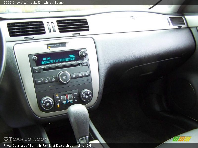White / Ebony 2009 Chevrolet Impala SS