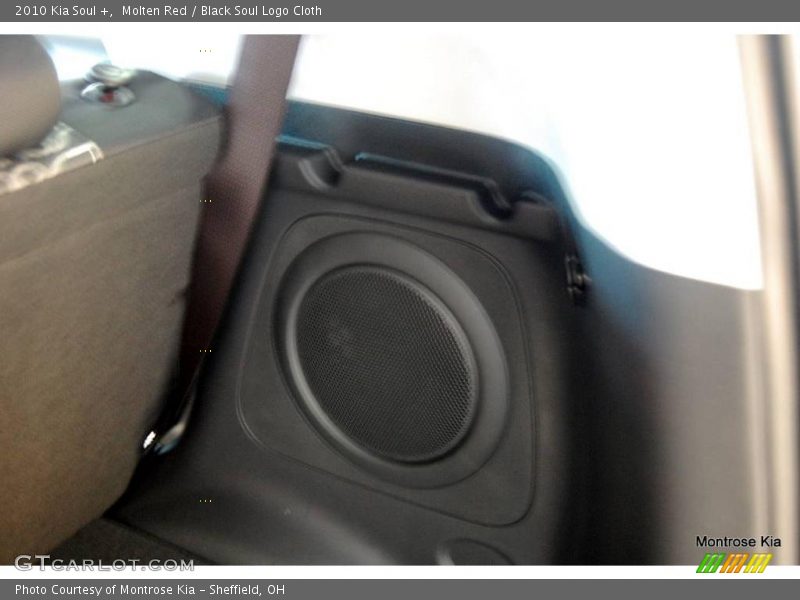Molten Red / Black Soul Logo Cloth 2010 Kia Soul +