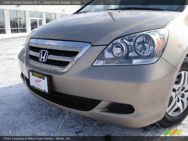 Desert Rock Metallic / Ivory 2005 Honda Odyssey EX-L