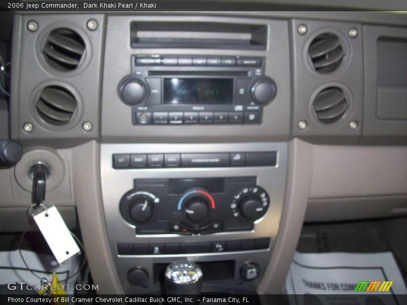 Dark Khaki Pearl / Khaki 2006 Jeep Commander