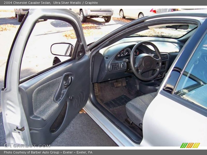 Ultra Silver Metallic / Graphite 2004 Chevrolet Cavalier Sedan
