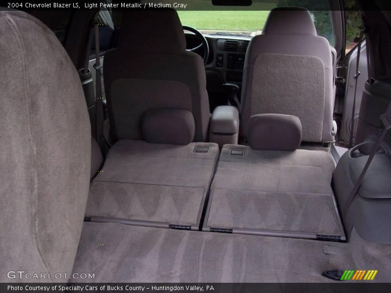 Light Pewter Metallic / Medium Gray 2004 Chevrolet Blazer LS